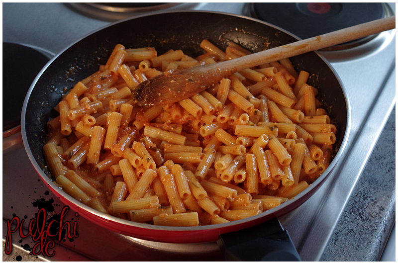 #0690 [Review] Barilla Pasta &amp; Sauce Set ~ Maccheroni mit Tomate und ...